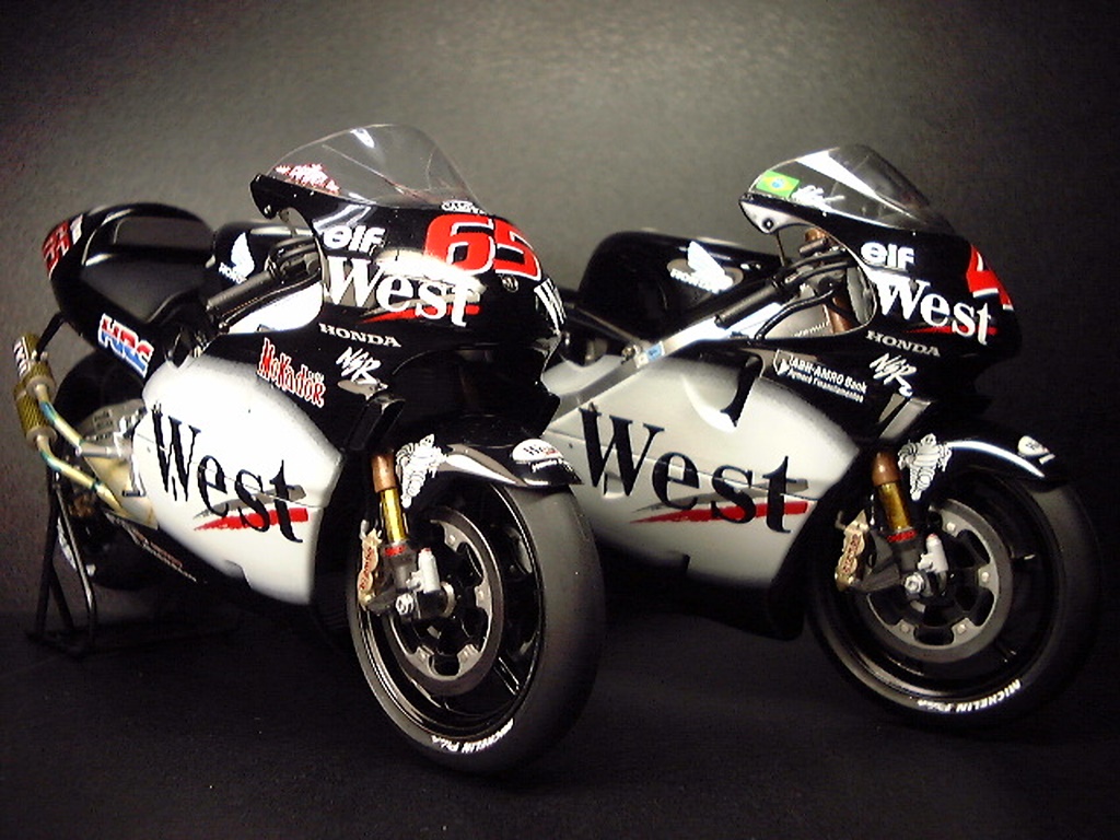 オートバイ・バイク Honda Pons NSR500'01 タミヤ 1/12 オートバイシリーズ ホンダ ポンス NSR500 '01 | タミヤ