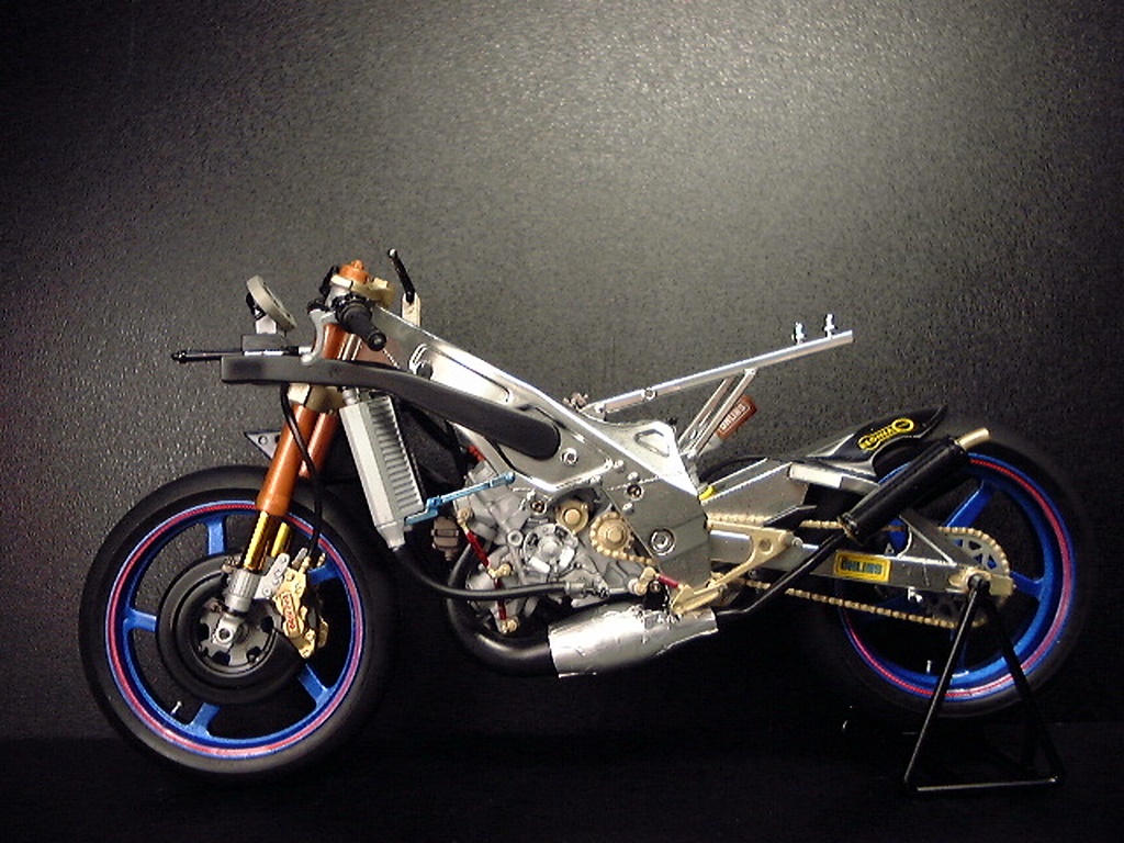 タミヤ 1/12 ’94 ヤマハ TZ250M TAMIYA 1/12 SCALE 94 YAMAHA TZ 250M MOTORCYCLE BUILT - YouTube